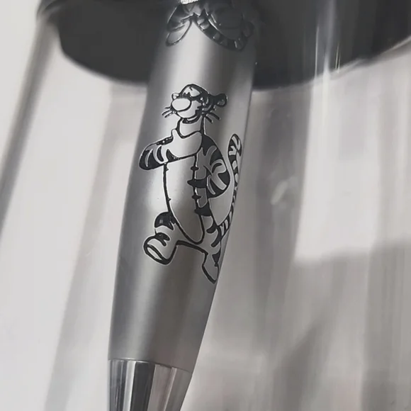 Disney Tigger pen rare collectable - Picture 3 of 3